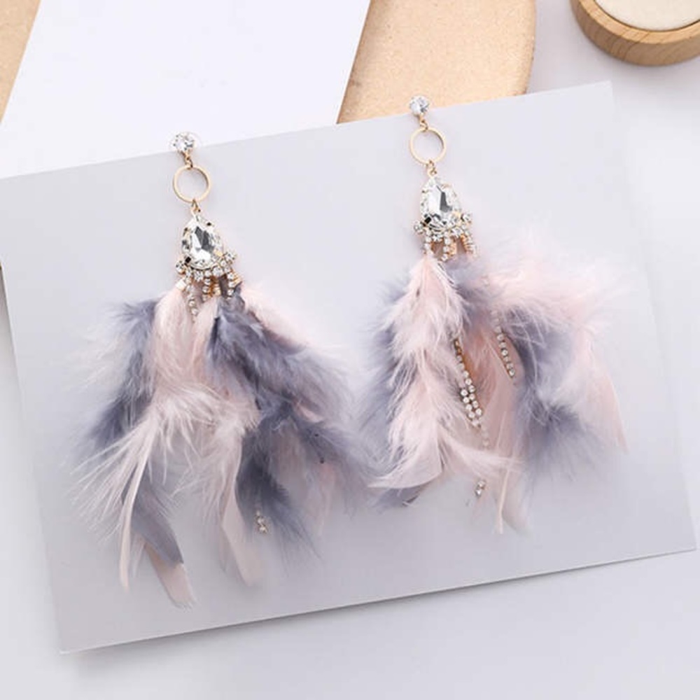 Gorgeous Feather Earrings with Rhinestones